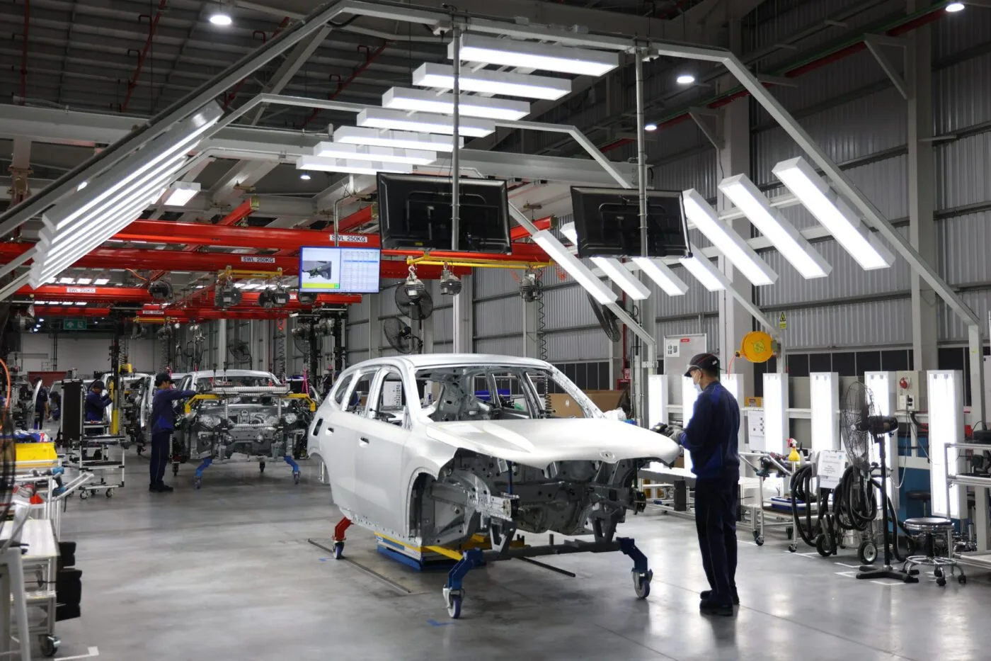 BMW starts building battery assembly plant in Thailand - electrive.com