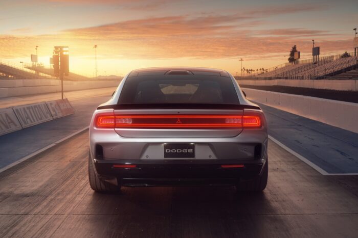 Dodge charger daytona min