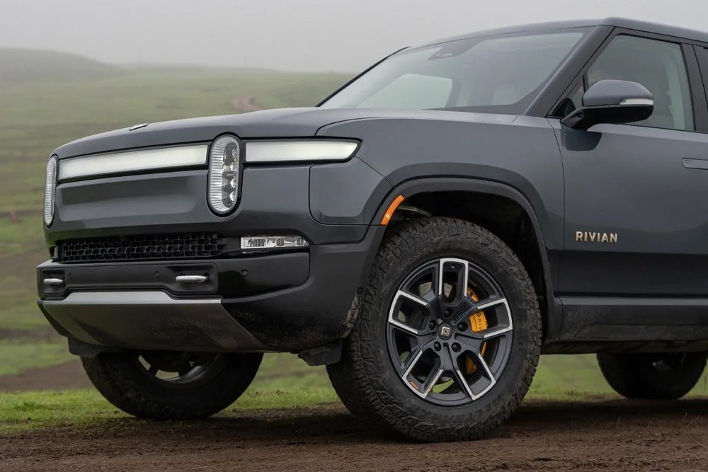 Rivian produces less but sticks to 2024 production target