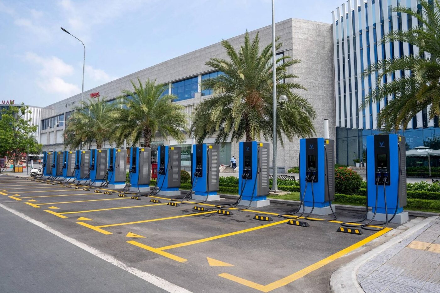 Estación de carga Vinfast v green ladestation min