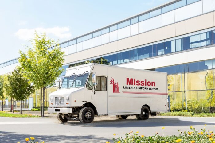 Xos imágenes missionlinenwhitebumper e