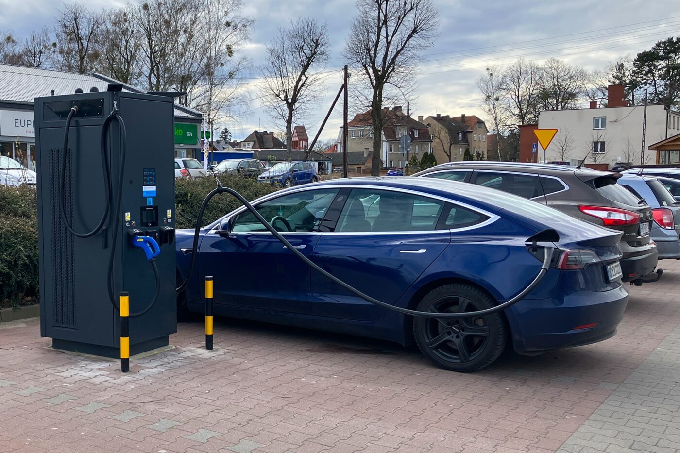 Ekoenergetyka ladestation charging station polen poland peter schwierz min