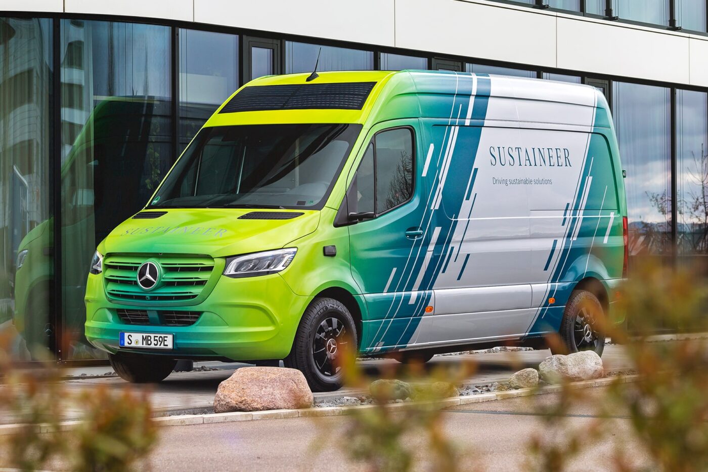mercedes benz sustaineer 2024 04 min mercedes benz sustaineer 2024 04 min