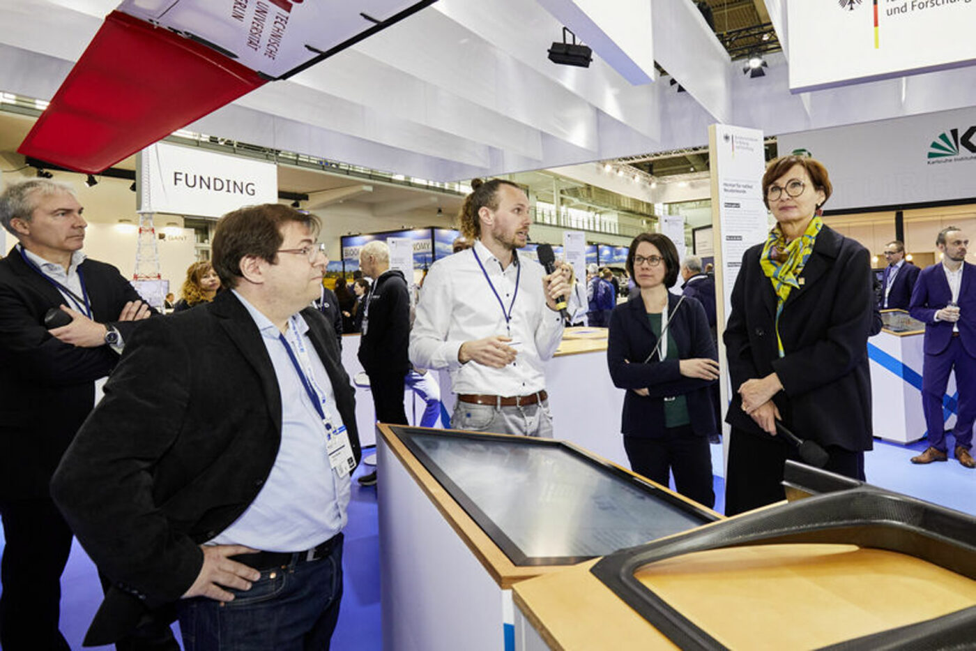 Volkswagen enerkite hannover messe bettina stark watzinger