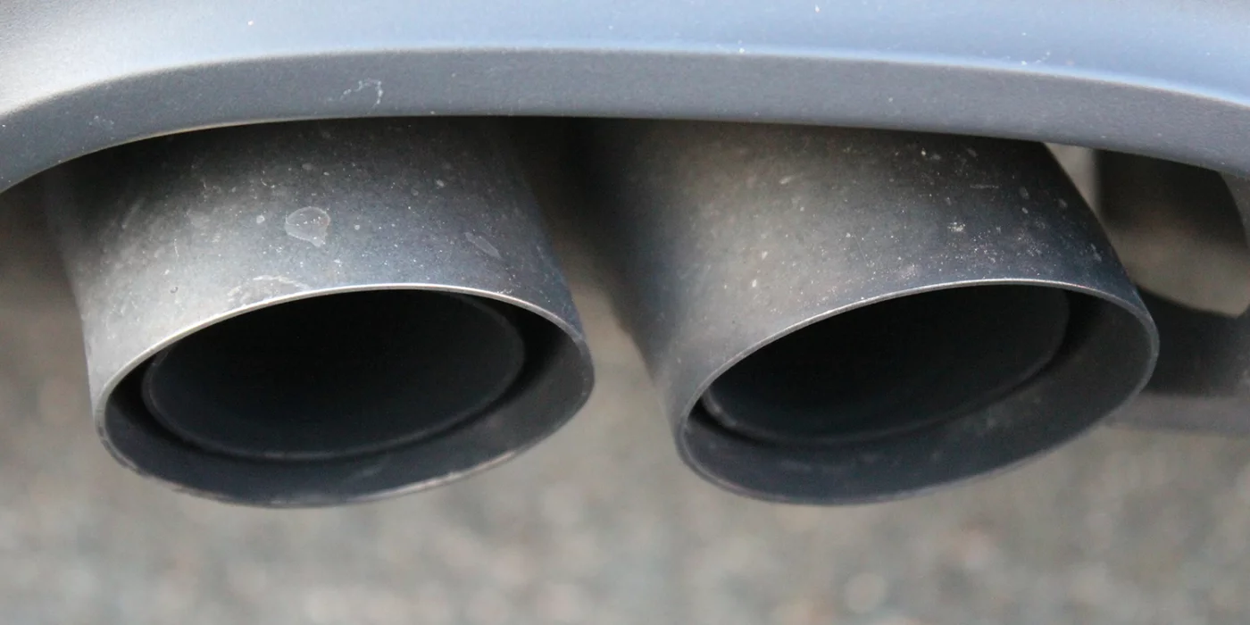 Auto verkehr verbrenner symbolbild pixabay