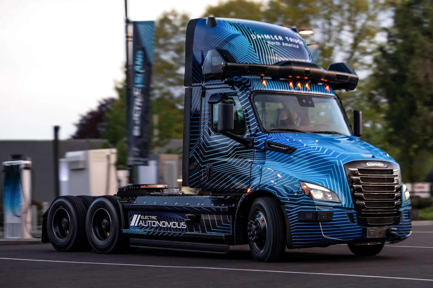 daimler truck freightliner ecascadia autonom autonomous e lkw electric truck usa 2024 03 daimler truck freightliner ecascadia autonom autonomous e lkw electric truck usa 2024 03