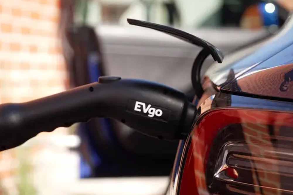 Estación de carga Evgo ladestation nacs