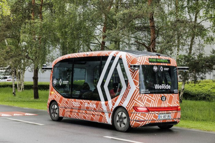 Renault group experimentation auntonomous shuttle roland garros