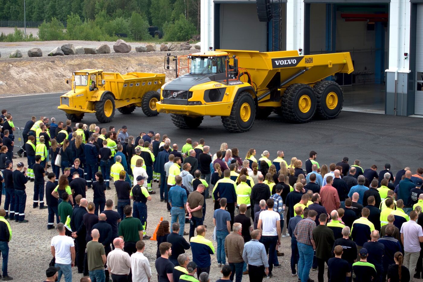 Volvo ce abriendo braas