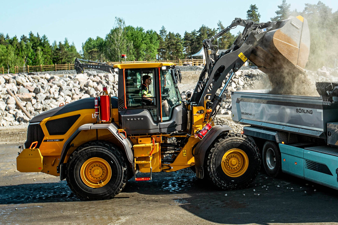 volvo equipos de construcción l90 radlader eléctrica cargadora de ruedas 2024 01 min volvo equipos de construcción l90 radlader eléctrica cargadora de ruedas 2024 01 min