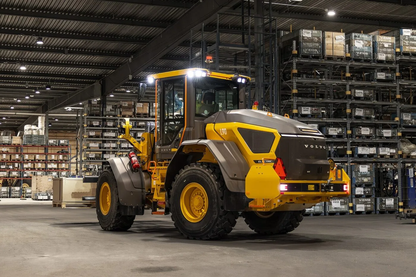 volvo equipos de construcción l90 radlader eléctrica cargadora de ruedas 2024 02 min volvo equipos de construcción l90 radlader eléctrica cargadora de ruedas 2024 02 min