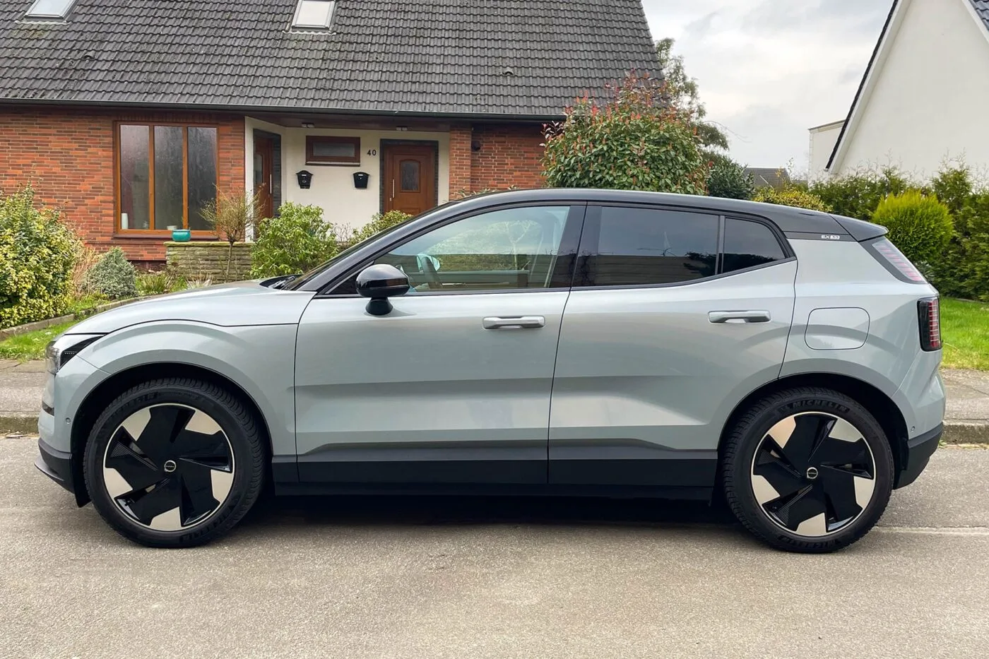volvo ex30 fahrbericht daniel boennighausen 2024 24 min volvo ex30 fahrbericht daniel boennighausen 2024 24 min