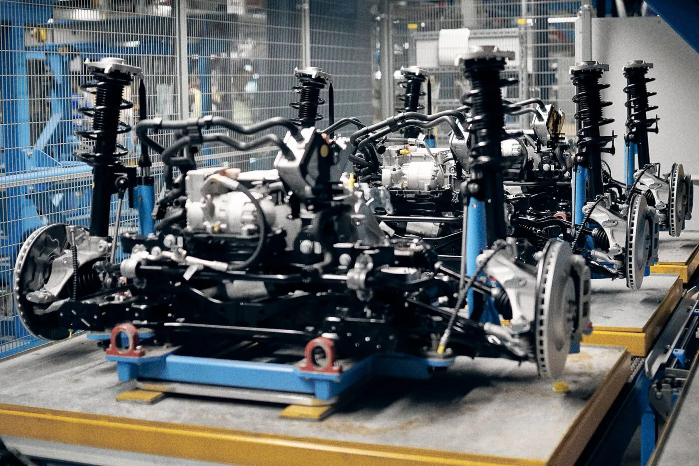 ford explorer produktion production koeln drive antrieb motor 2024 01 min ford explorer produktion production koeln drive antrieb motor 2024 01 min
