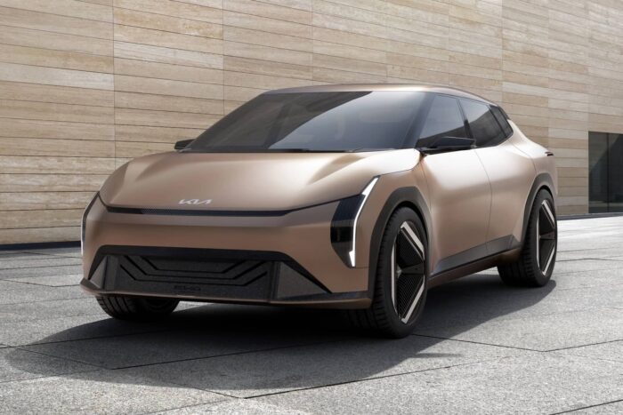 Kia concept ev4 tres cuartos delantero