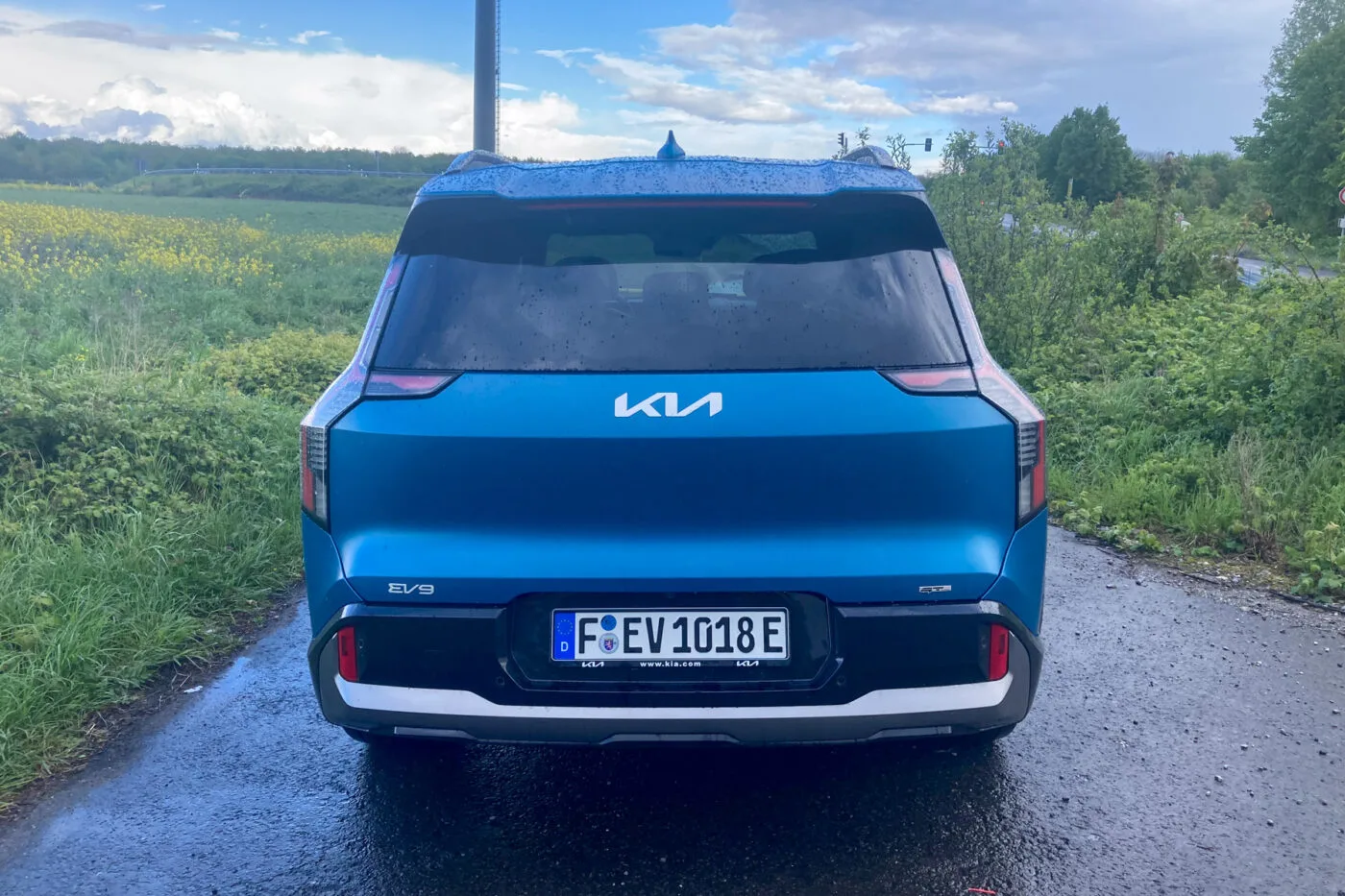 kia ev9 test sebastian schaal 2024 25 kia ev9 test sebastian schaal 2024 25