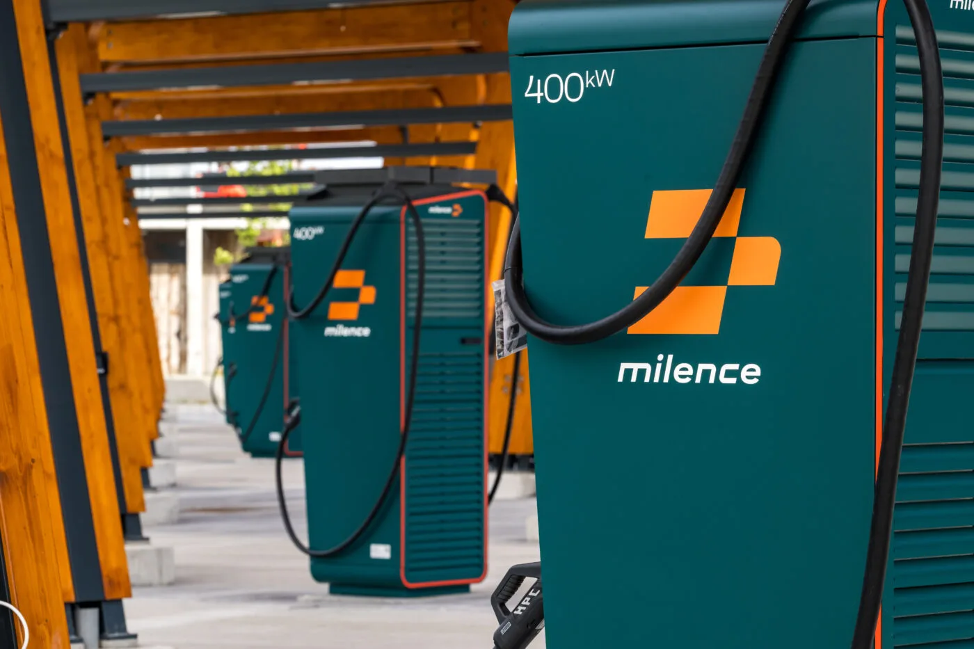 milence lkw charging park antwerpen 5 milence lkw charging park antwerpen 5