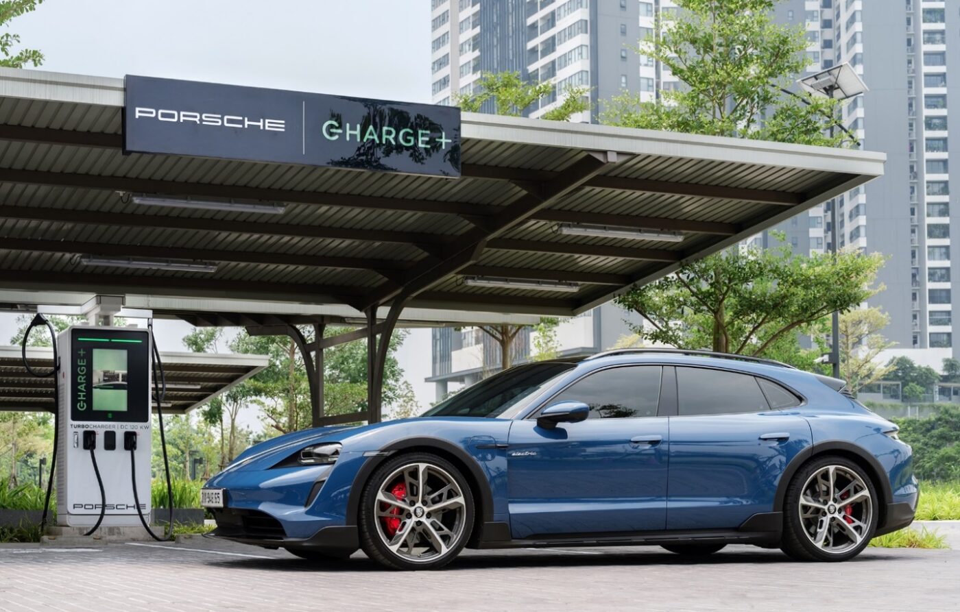 Porsche charge plus vietnam