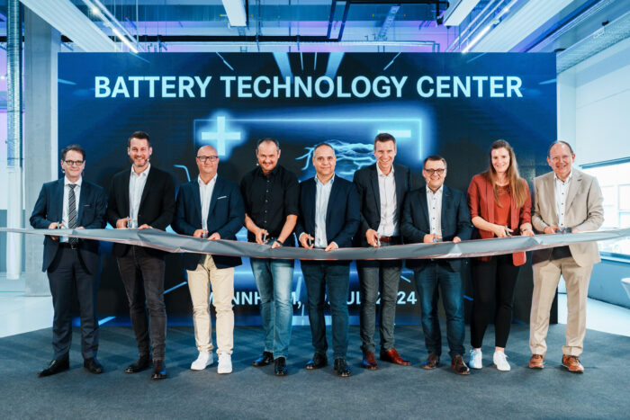 Daimler truck battery technology center mannheim eroffnung opening