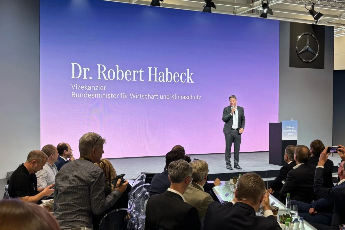 mercedes ecampus peter schwierz 2024 01 min mercedes ecampus peter schwierz 2024 01 min