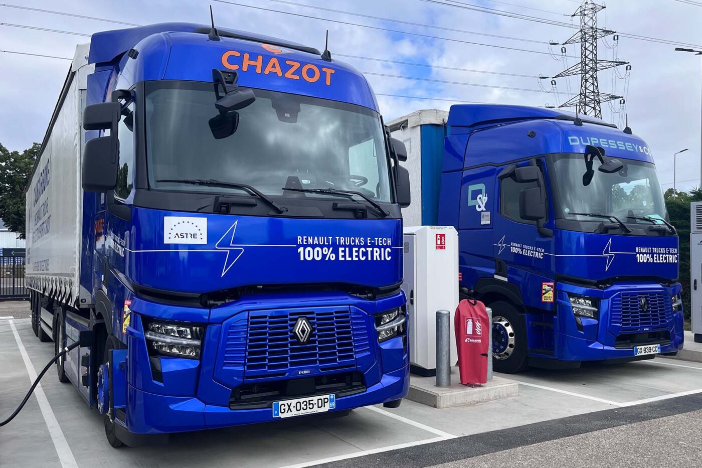 Renault trucks e tech t e lkw camión eléctrico estación de carga ladestation frankreich france min