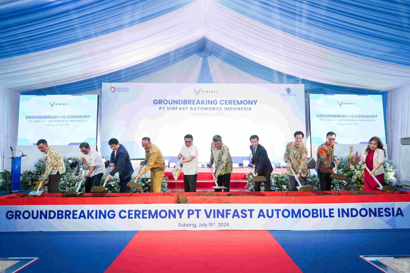 ceremonia de colocación de la primera piedra de la planta indonesia de Vinfast