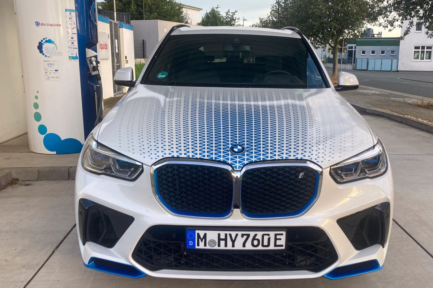 bmw ix5 hydrogen prototyp fcev test 2024 18 bmw ix5 hydrogen prototyp fcev test 2024 18