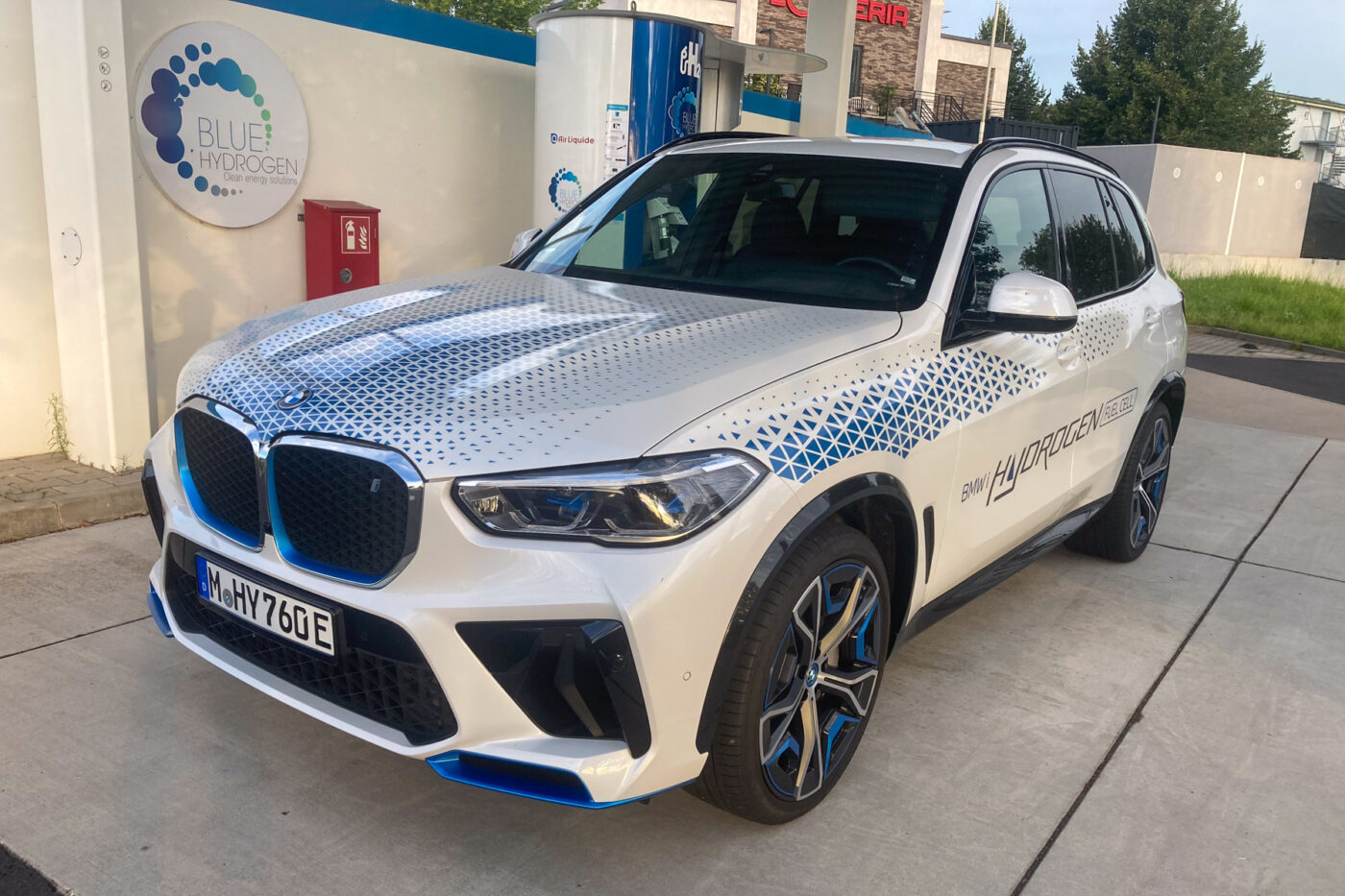 bmw ix5 hydrogen prototyp fcev test 2024 20 bmw ix5 hydrogen prototyp fcev test 2024 20