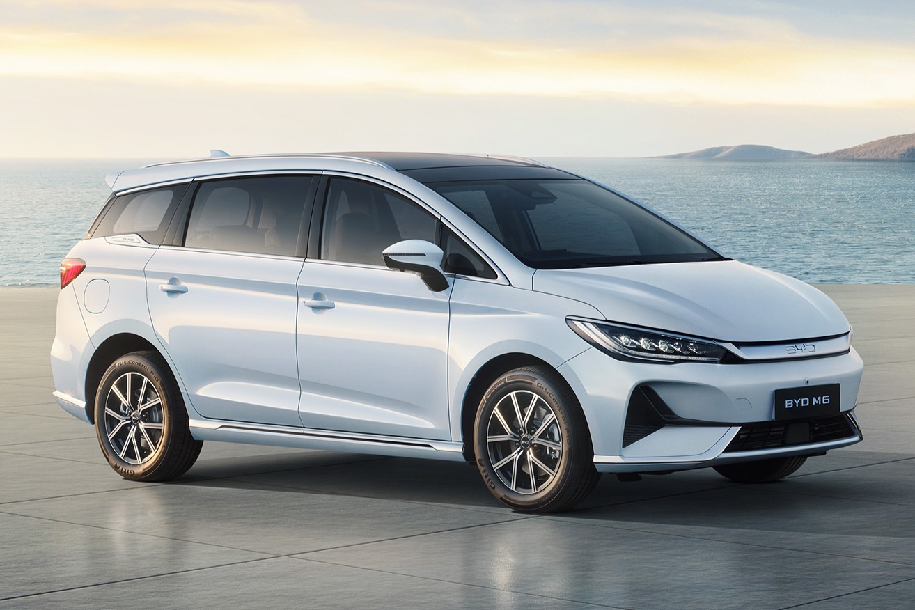 Byd m6