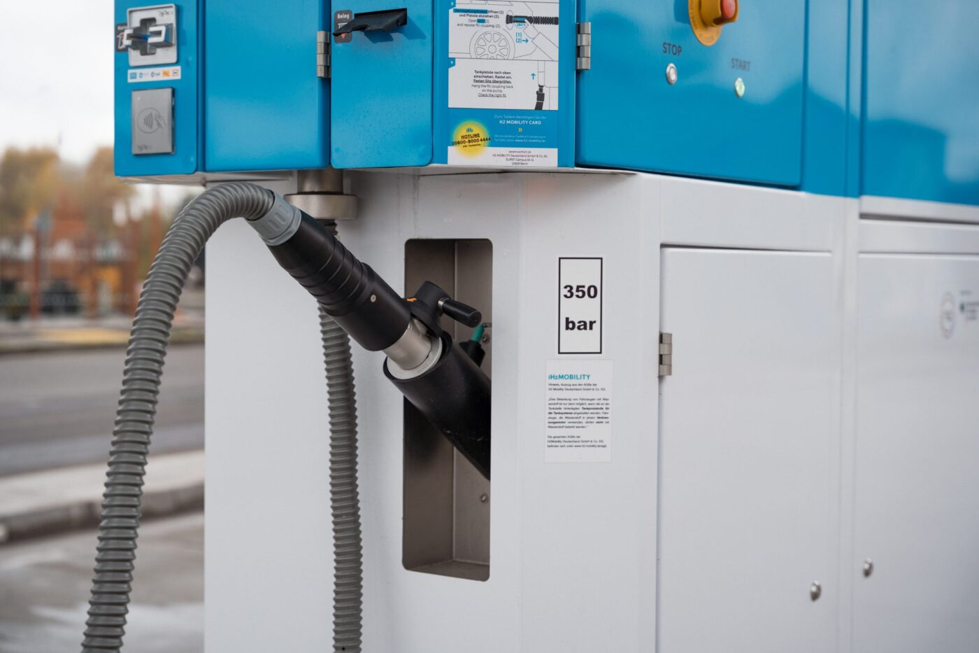 H2 mobility h2 tankstelle bar