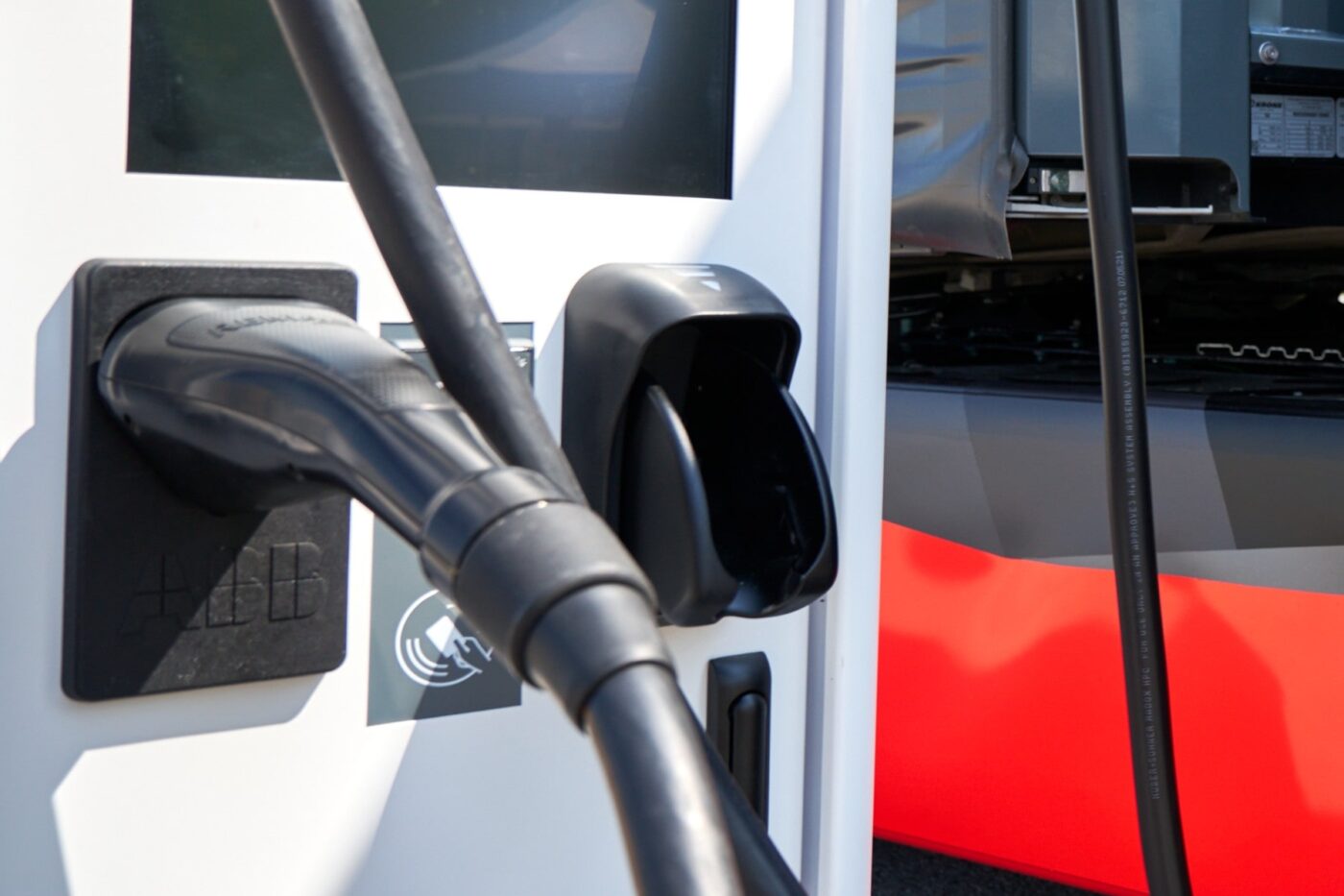 Man etruck e lkw camión eléctrico abb ladestación estación de carga mcs min