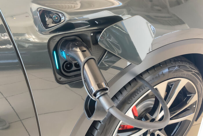 Nio el8 typ type ladestation charging station fahrbericht sebastian schaal