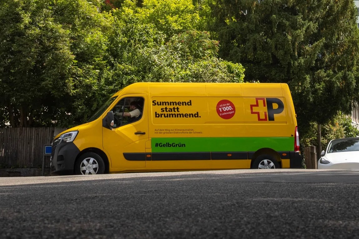 Renault master e transporter electric transporter schweizer post schweiz switzerland min