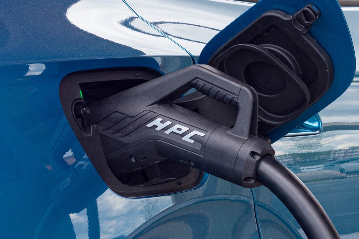 Volkswagen id4 clever ladestation charging station daenemark denmark ccs fahrbericht daniel boennighausen min
