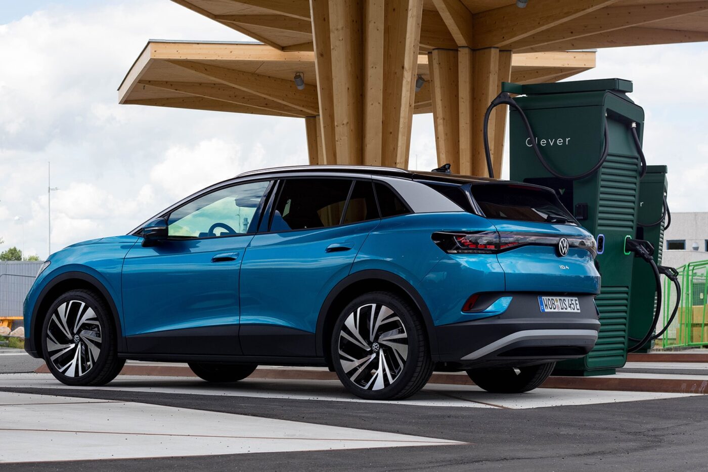 volkswagen id4 clever ladestation charging station daenemark denmark fahrbericht daniel boennighausen 2024 01 min volkswagen id4 clever ladestation charging station daenemark denmark fahrbericht daniel boennighausen 2024 01 min