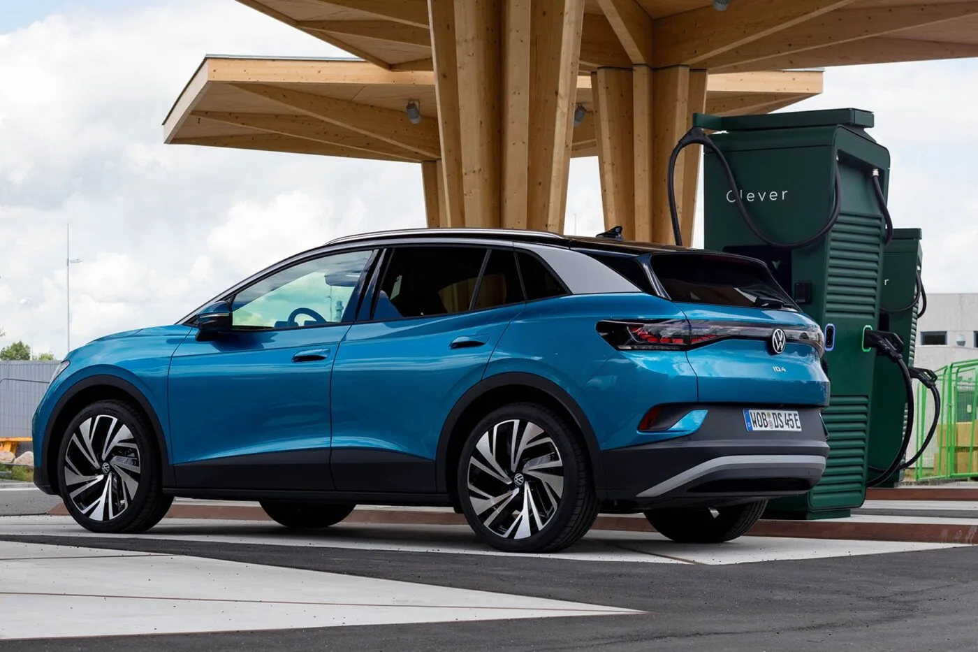 volkswagen id4 clever ladestation charging station daenemark denmark fahrbericht daniel boennighausen 2024 01 min volkswagen id4 clever ladestation charging station daenemark denmark fahrbericht daniel boennighausen 2024 01 min
