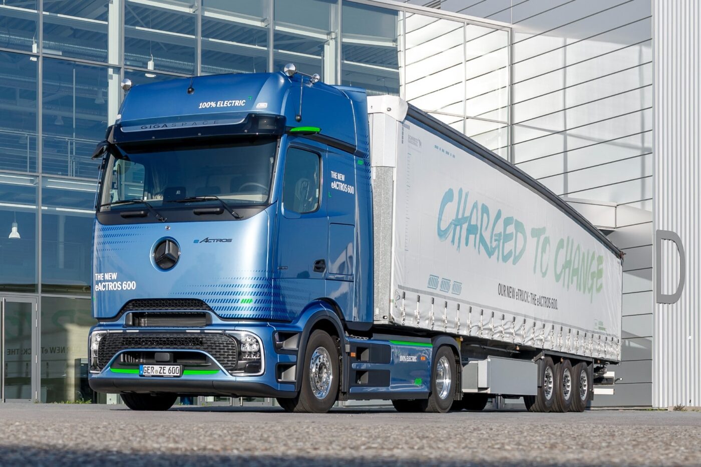 daimler truck mercedes benz eactros 600 e lkw electric truck 2024 02 min daimler truck mercedes benz eactros 600 e lkw electric truck 2024 02 min