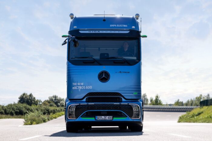 Daimler camión mercedes benz eactros e lkw camión eléctrico min
