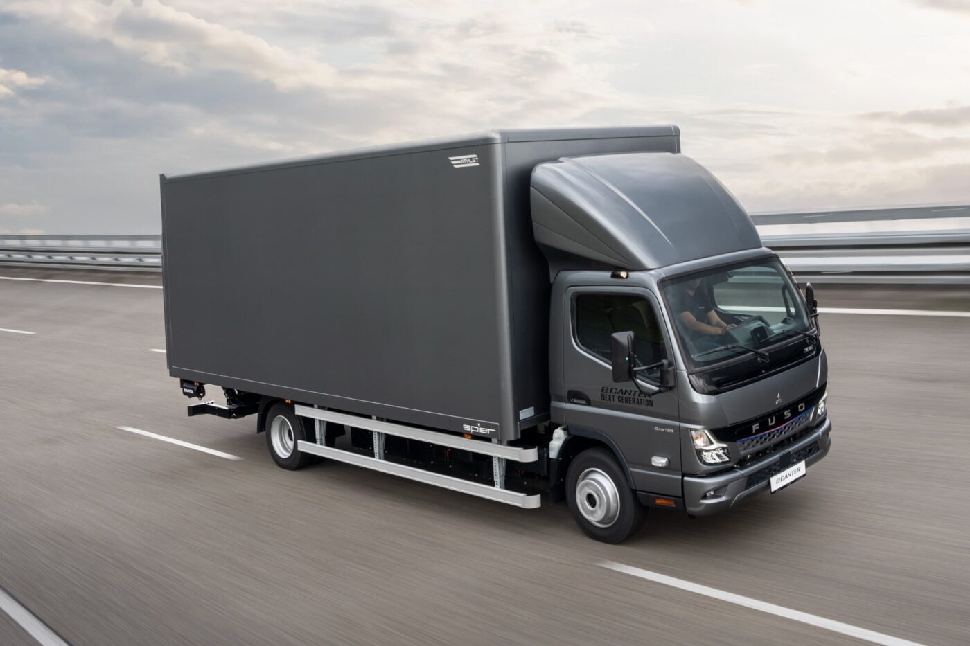 Fuso ecanter camión eléctrico de nueva generación e lkw min
