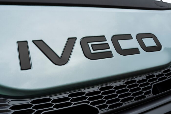 Iveco s eway e lkw electric truck min