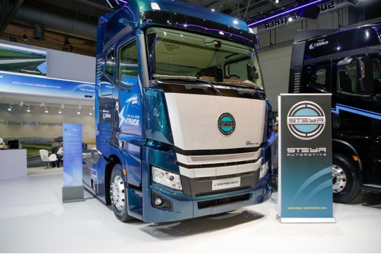 Superpanther steyr automotive etopas e lkw