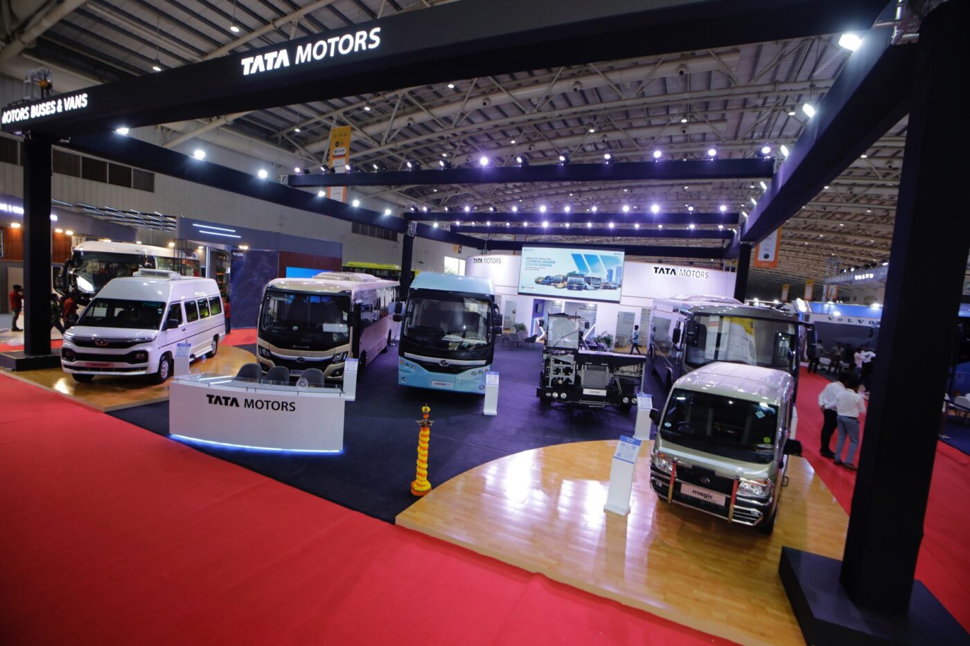 Tata motors ultra ev 7m india autobús eléctrico