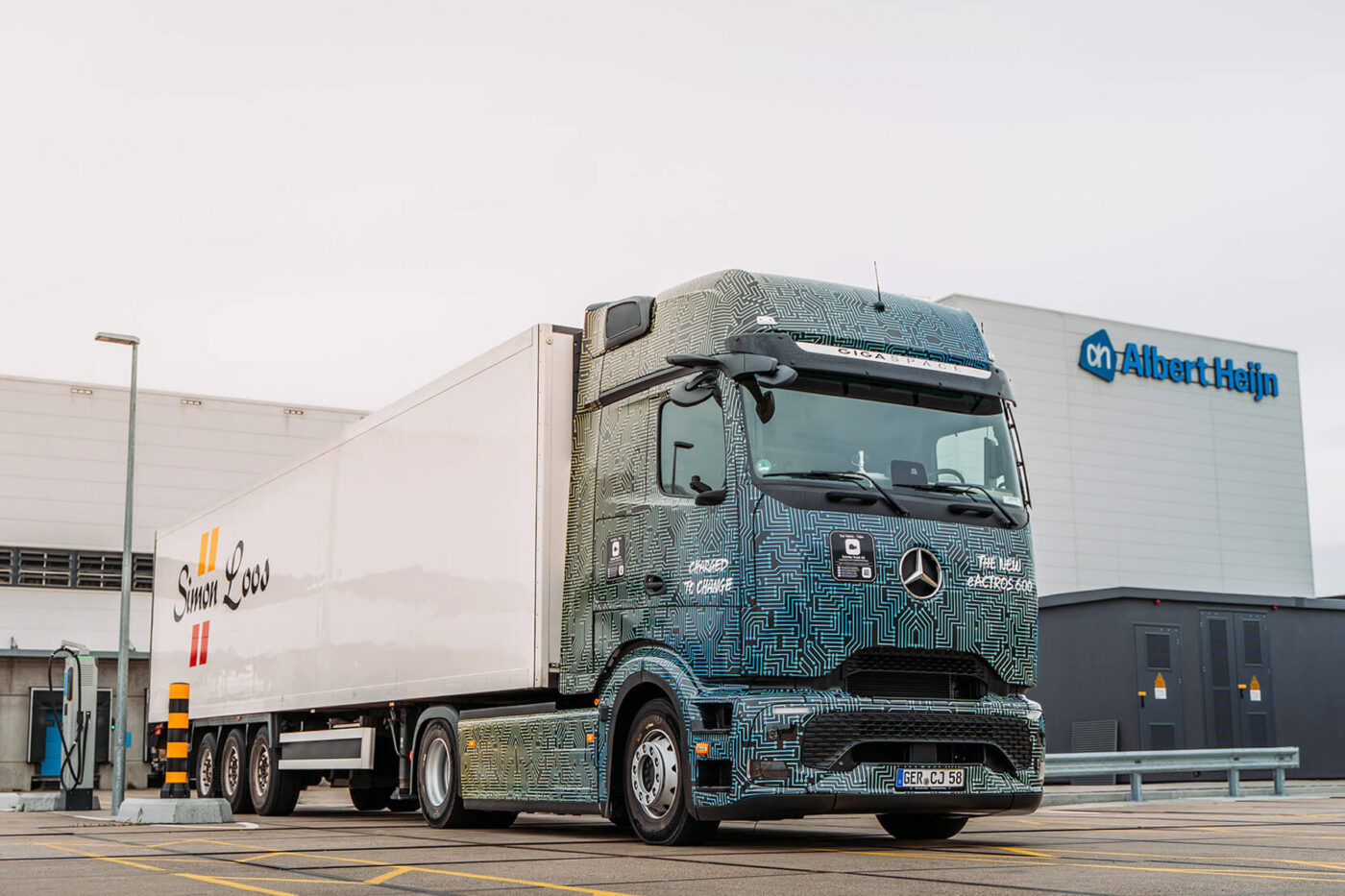 Daimler camión mercedes benz eactros simon loos