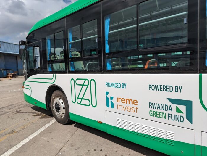 Izi electric bus