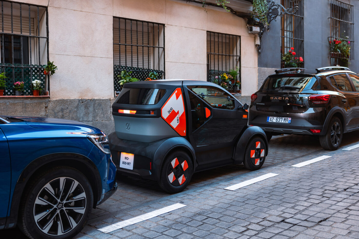 Mobilize Duo: Renault-Twizy successor set to launch at €9,990 Mobilize Duo: Renault-Twizy successor set to launch at €9,990
