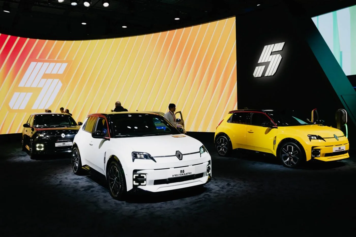 renault 5 pariser autosalon paris motor show 2024 01 min renault 5 pariser autosalon paris motor show 2024 01 min