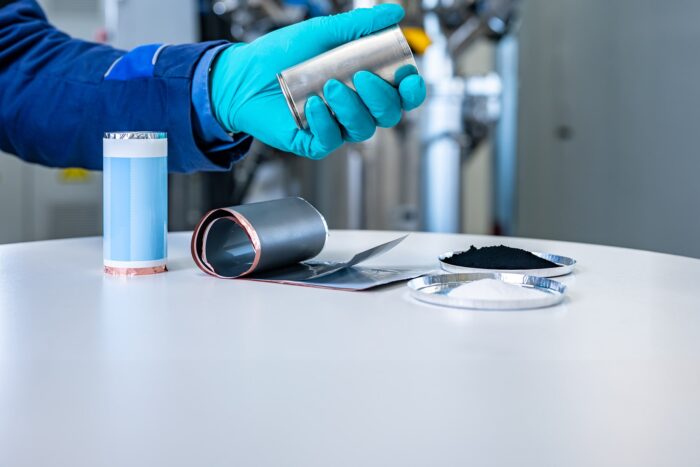 bmw crcc kirchroth batterie recycling battery recycling batteriezelle battery cell 2024 01 hintergrund background min