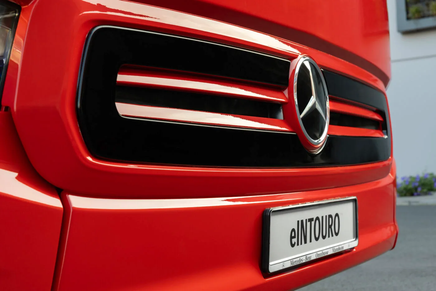 daimler autobuses mercedes benz eintouro 2024 2 1400x933 1 daimler autobuses mercedes benz eintouro 2024 2 1400x933