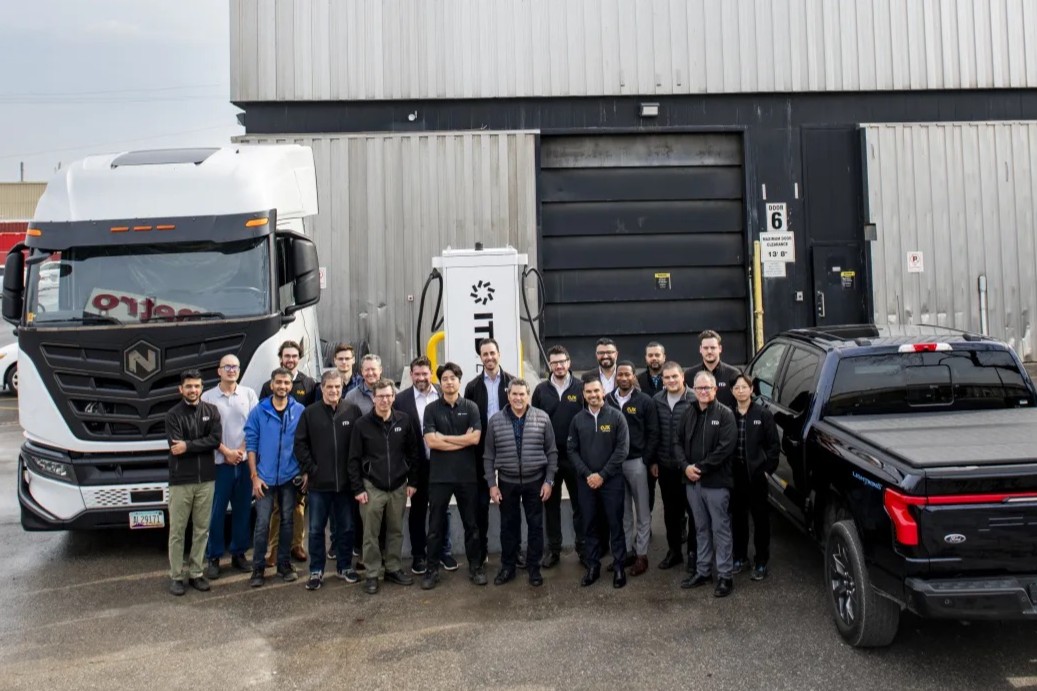 itd abb e mobility 400 kw charging station cropped