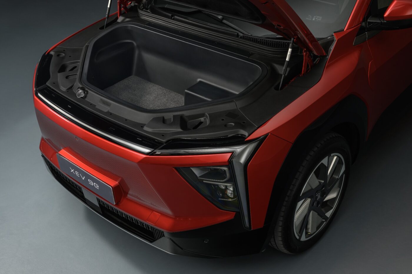 mahindra xev 9e 2024 02 mahindra xev 9e 2024 02