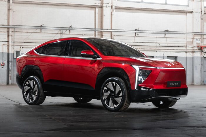 mahindra xev 9e 2024 08